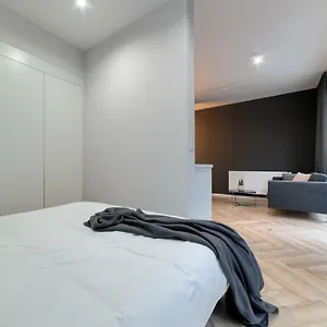  Apartament Business